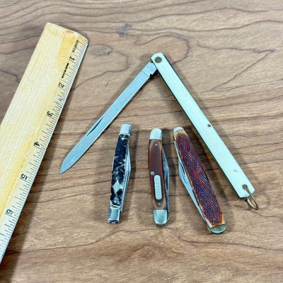 LOT 139F: Vintage Pocket Knives