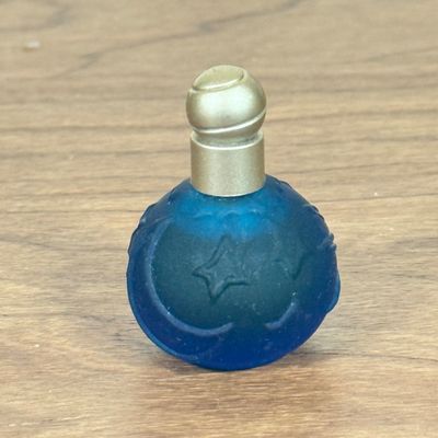 LOT 50F: Vintage Perfume Splash Bottles: Christian Dior Poison, Sun Moon and Stars & More