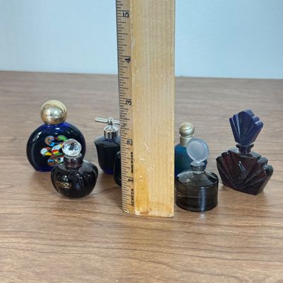 LOT 50F: Vintage Perfume Splash Bottles: Christian Dior Poison, Sun Moon and Stars & More