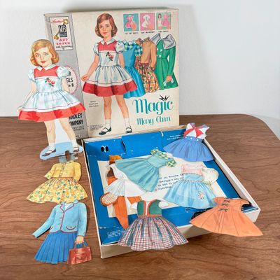 LOT 134F: Vintage Milton Bradley Magic Mary Ann Magnetic Doll Set