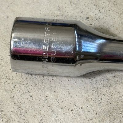 LOT 75G: Vintage Sockets, Spark Plugs & More