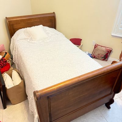 LOT 163B: Wooden Sleight Bed