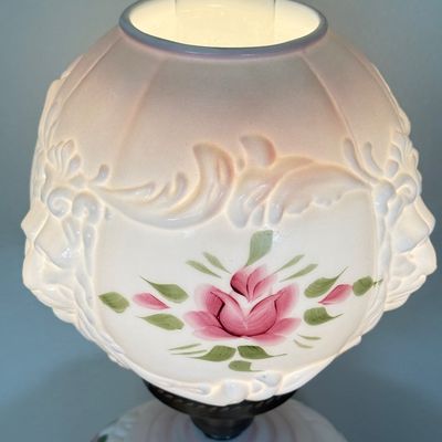 LOT 14F: 1940s Gone with the Wind Style Victorian Pink & White Floral Parlor Lamp