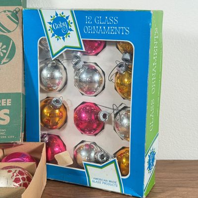 LOT 144F: Vintage Glass Christmas Ornaments in Boxes: Shiny Brite, Coby & More