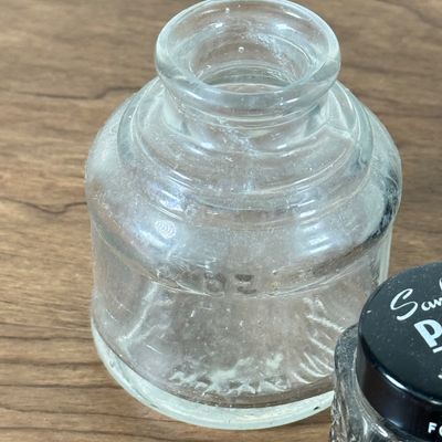 LOT 133F: Vintage Ink Wells, Jars of Ink & Fountain Pen