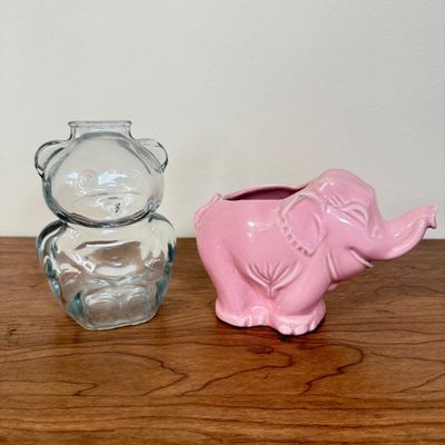 LOT 13F: Vintage Anchor Hocking Glass Bear Coin Bank & MCM Pink Elephant Planter