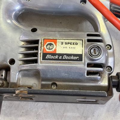 LOT 91G: Black & Decker 2 Speed Jig Saw No 7535