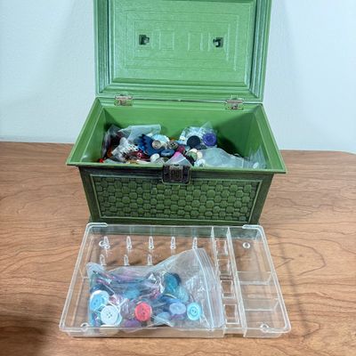 LOT 149F: Vintage Plastic Sewing Kit Case FULL of Various Buttons