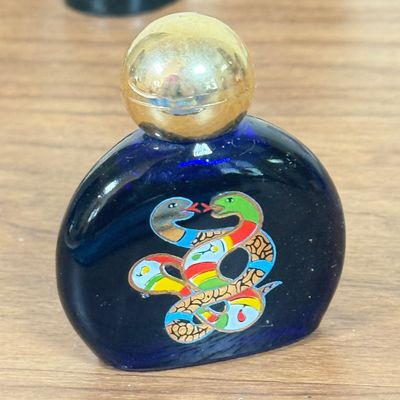 LOT 50F: Vintage Perfume Splash Bottles: Christian Dior Poison, Sun Moon and Stars & More