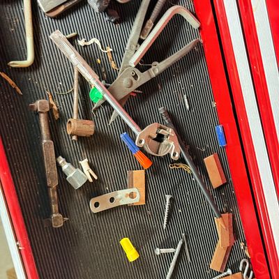 LOT 82G: Craftsman Red Toolbox Cart w Contents
