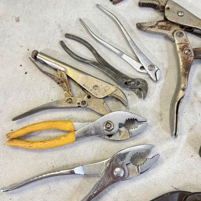 LOT 117G: Large Collection of Vintage Pliers & More