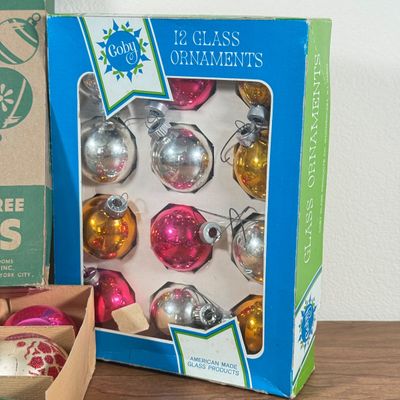 LOT 144F: Vintage Glass Christmas Ornaments in Boxes: Shiny Brite, Coby & More