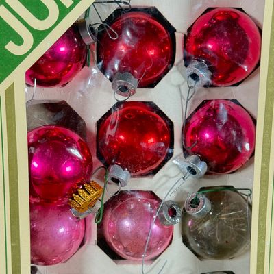 LOT 145F: Vintage Glass Christmas Ornaments: Pyramid, Shiny Brite & More