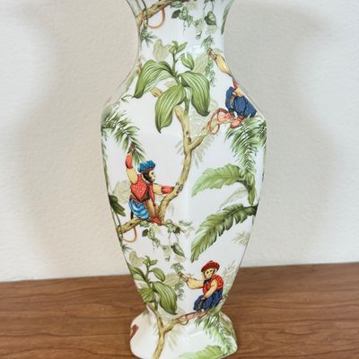 LOT 55F: Vintage Pottery: Yellow Haeger Ruffle Edge Bowl, Burton & Burton Jungle Vase & Hand Painted Fold Edge Bowl w Leaves