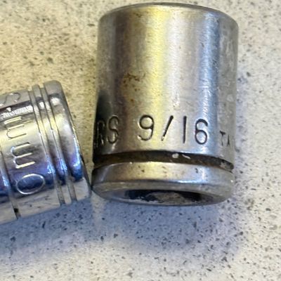 LOT 72G: Craftsman Sockets & Socket Wrenches