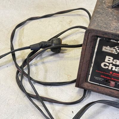 LOT 116G: Sears 6amp Battery Charger 6 and 12 Bit