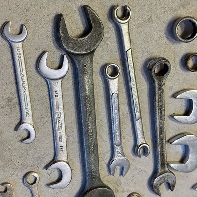 LOT 66G: Collection of Wrenches