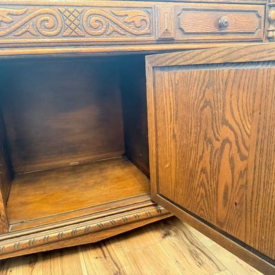 LOT 19F: 1920s/30s English Jacobean Revival/Tudor Style Carved Oak Sideboard/Buffet