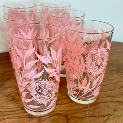 LOT 41F: Mid-Century Glass Pink Floral Pattern Pitcher & 6 Matching Glasses