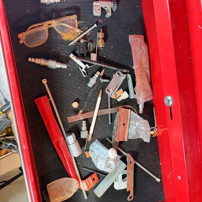 LOT 82G: Craftsman Red Toolbox Cart w Contents