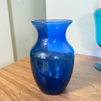 LOT 60F: Vintage Teal Blue Apothecary Jar & Cobalt Blur Vases