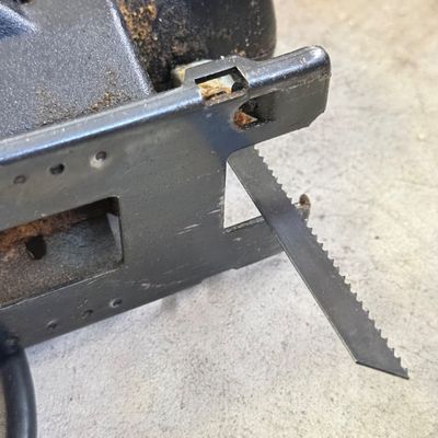 LOT 92G: Vintage Sears Craftsman Sabre Saw 1/4 HP Model 315.172040