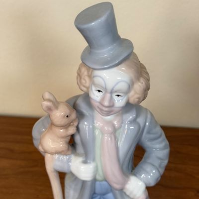 LOT 4F: Vintage Meico Paul Sebastian Soft Pastel Porcelain Clown Figurines