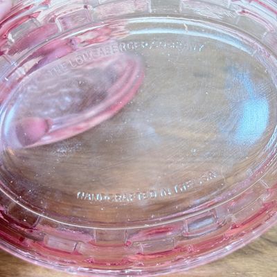 LOT 34F: Vintage Longaberger Cranberry Glass Hen on a Nest (6")