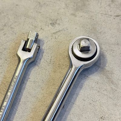 LOT 72G: Craftsman Sockets & Socket Wrenches