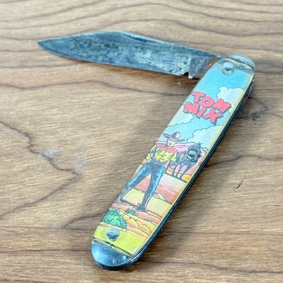 LOT 137F: Vintage Tom Mix Cowboy Pocket Knife