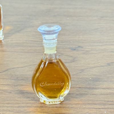 LOT 46F: Vintage Perfume Splash Bottles: White Diamonds, True Love, SpellBound & More