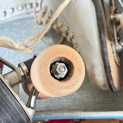LOT 173F: Vintage Ladies Roller Skates in Case