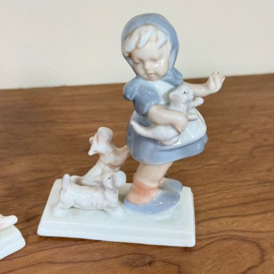 LOT 43F: Vintage Japanese Pastel Figurines of Children w Dogs