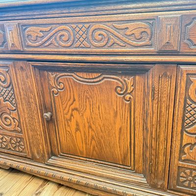LOT 19F: 1920s/30s English Jacobean Revival/Tudor Style Carved Oak Sideboard/Buffet