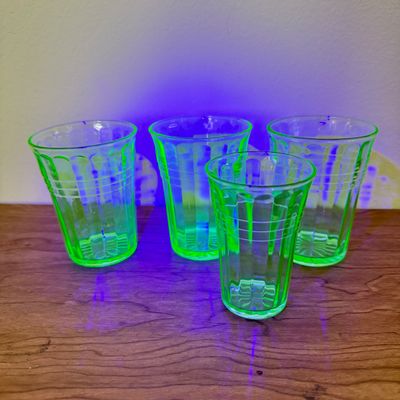 LOT 128F: Four Vintage Uranium Glasses