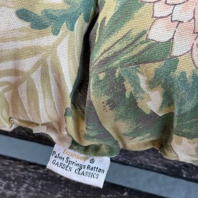 LOT 125L: Large Vintage Hanging Swing
