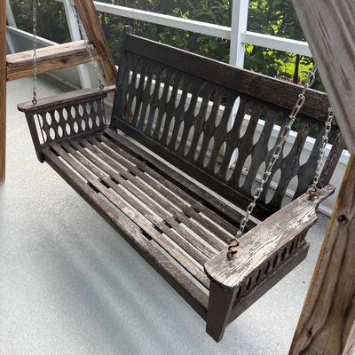 LOT 125L: Large Vintage Hanging Swing