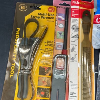 LOT 119G: Vintage NIP Household/Garage Items