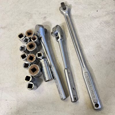 LOT 76G: Vintage Sockets & Socket Wrenches incl. Craftsman