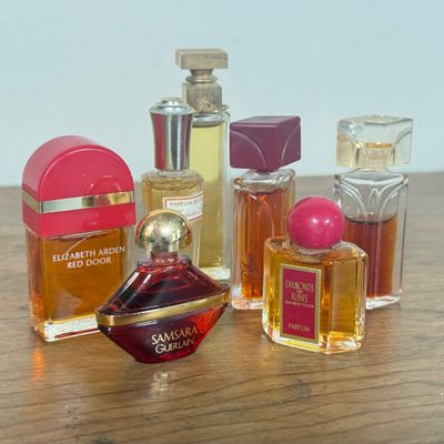 LOT 45F: Vintage Perfume Splash Bottles: Elizabeth Arden Red Door, Diamonds & Rubies, Samsara Guerlain & More