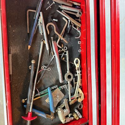 LOT 82G: Craftsman Red Toolbox Cart w Contents