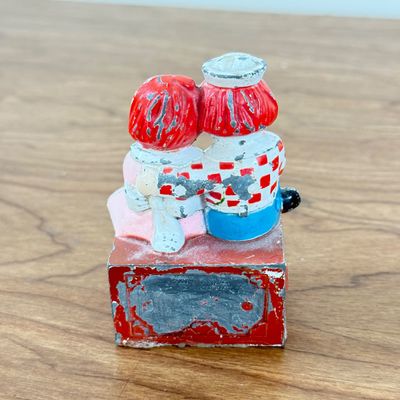 LOT 166F: Vintage Painted Cast Iron Mini Raggedy Ann & Andy