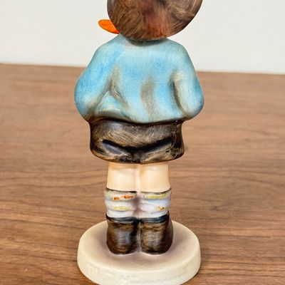 LOT 7F: Vintage Goebel Hummel Figurines: 95 Brother & 123 Max and Moritz