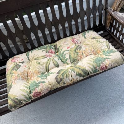 LOT 125L: Large Vintage Hanging Swing