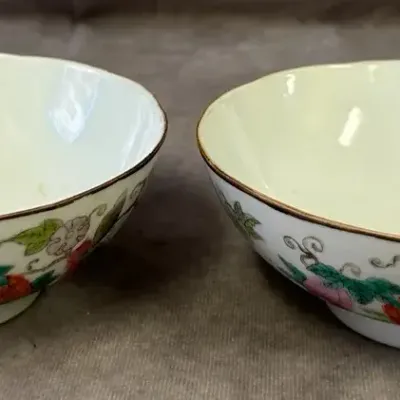 Pair of Vintage Hand Painted Chinese Porcelain Bowls