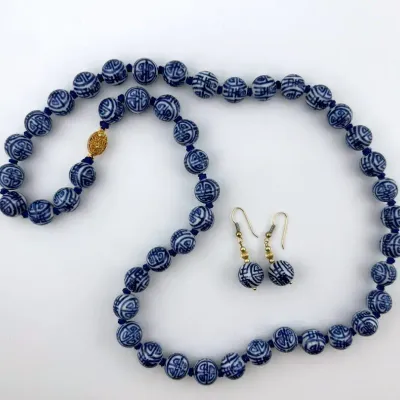 Blue & White Bead Necklace With Matching Earrings 