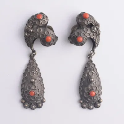 VIntage / Antique Coral Cabochon Ornate Sterling Silver Dangle Earrings