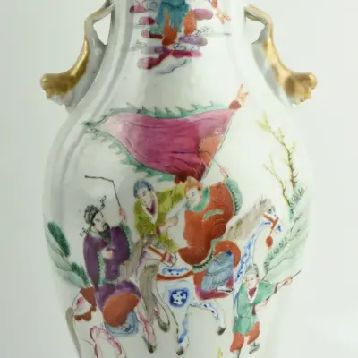 Vintage / Antique Chinese Famille Rose Vase
