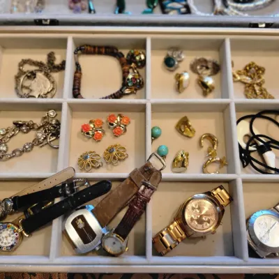 Sale Photo Thumbnail #59