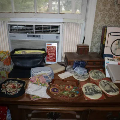 Sale Photo Thumbnail #128
